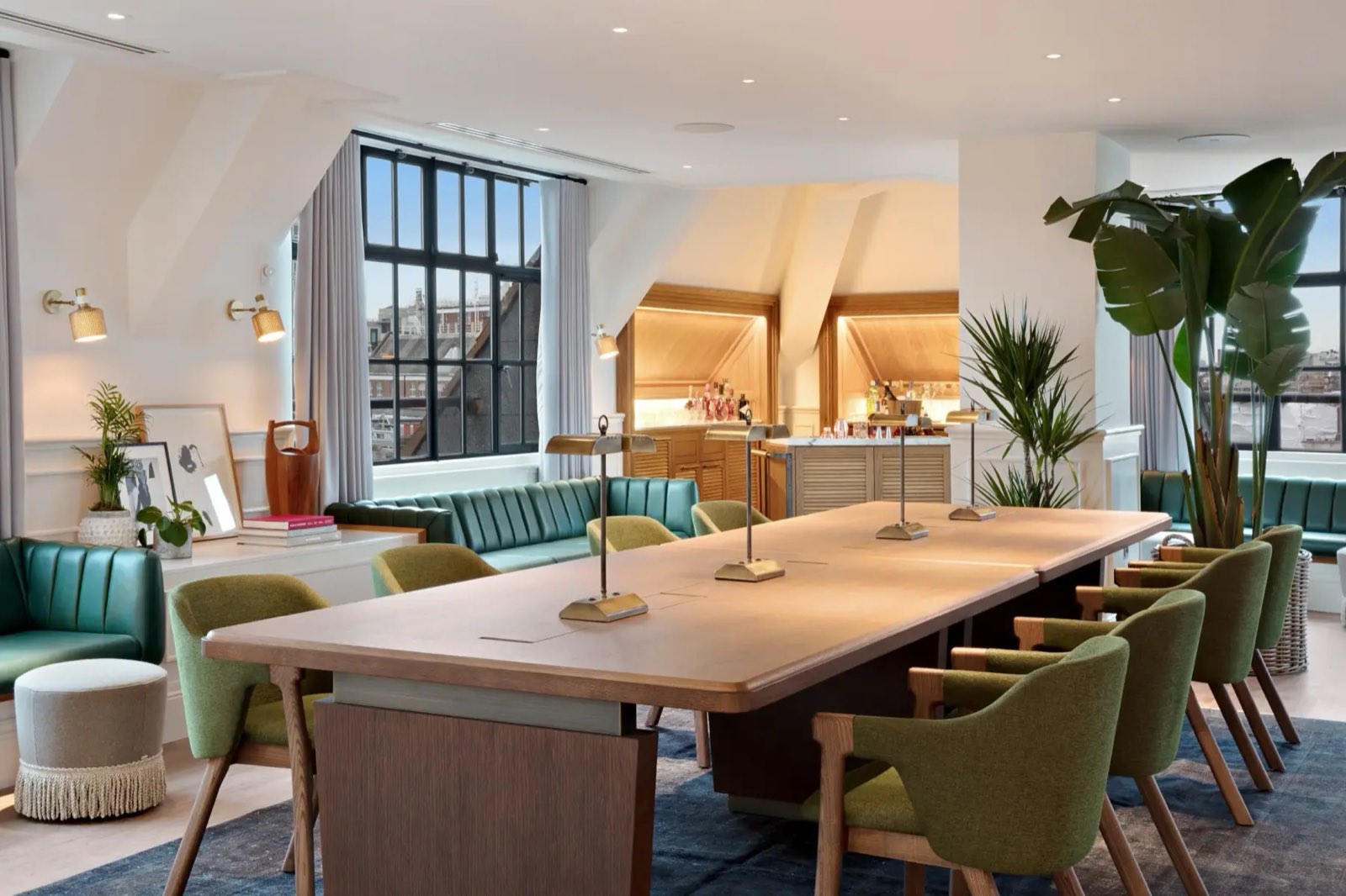 How Much Does It Cost to Hire a Meeting Room in London? (2026 Prices)