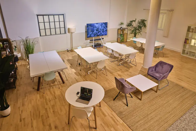 Canalside Studios in Angel