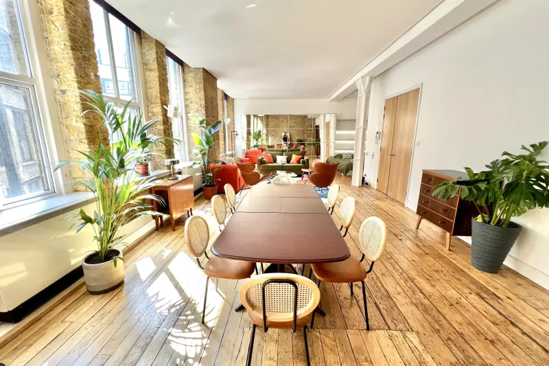 THE ARTIST'S LOFT | Shoreditch’s Most Unique Meeting Space in Shoreditch