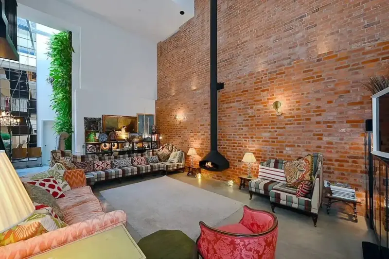 1900s Brewery Cooperage Loft in Clerkenwell