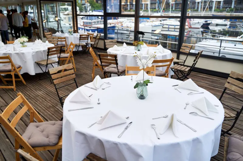 Britain's biggest houseboat in London Bridge